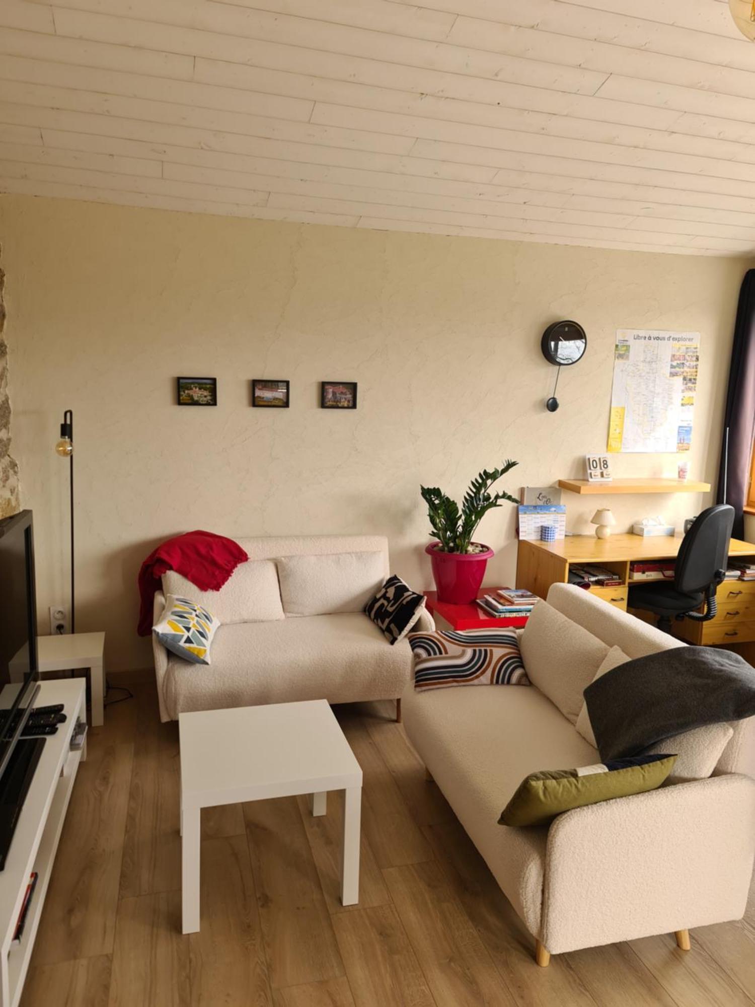Gite Chez Tiane Saint-Flour-L'Etang Zewnętrze zdjęcie